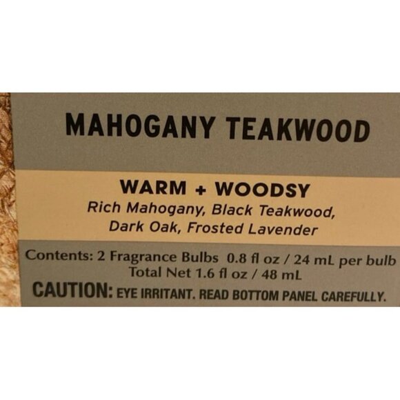 Bath & Body Works Christmas Holiday Winter Scented Room Sprays X 2 - Picture 6 of 8